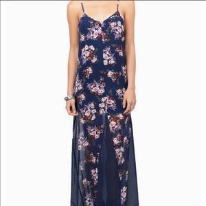 Tobi maxi dress